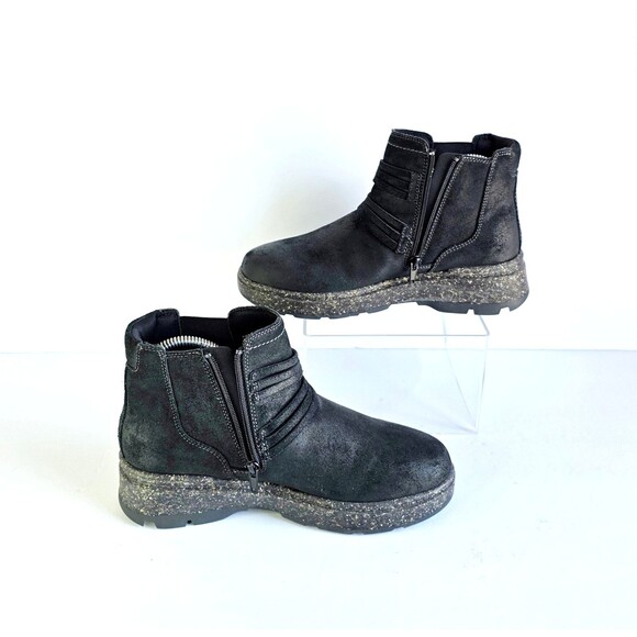 CLARKS Women's Black Suede Noralyn Strap Booties Sz 7 37.5 Comfort Casual - Picture 7 of 12